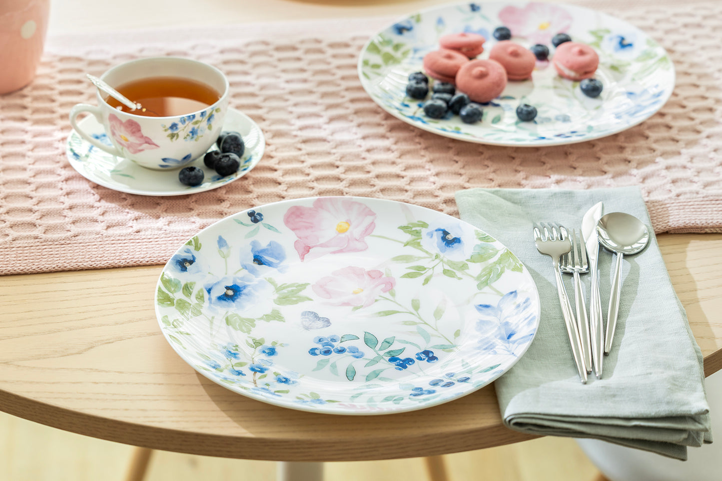 Indigo Garden Grace Bone China Dinner Plate