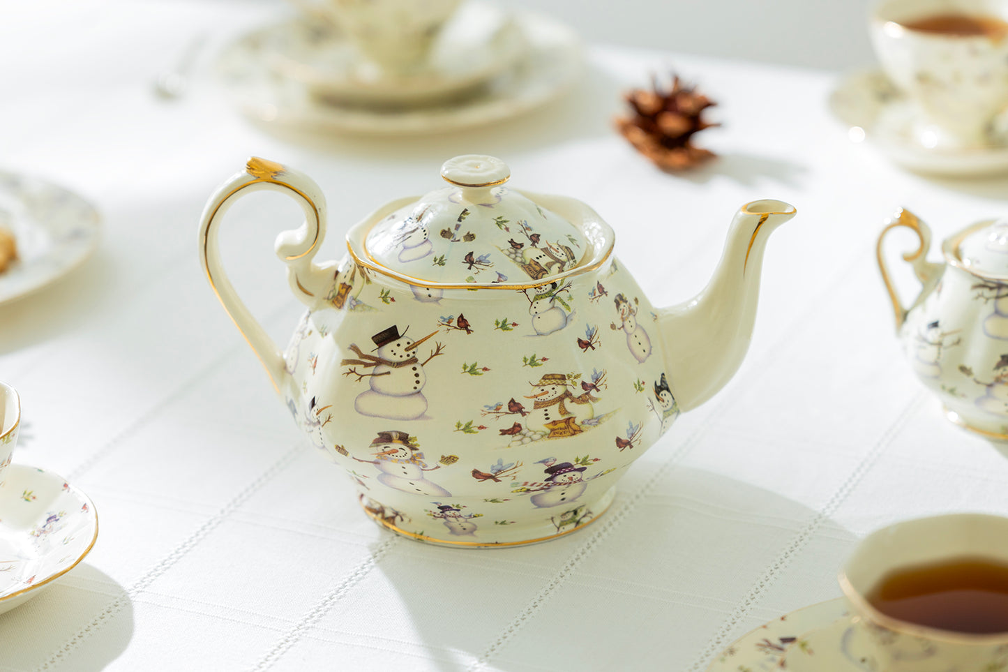 Holiday Snowmen Fine Porcelain Teapot