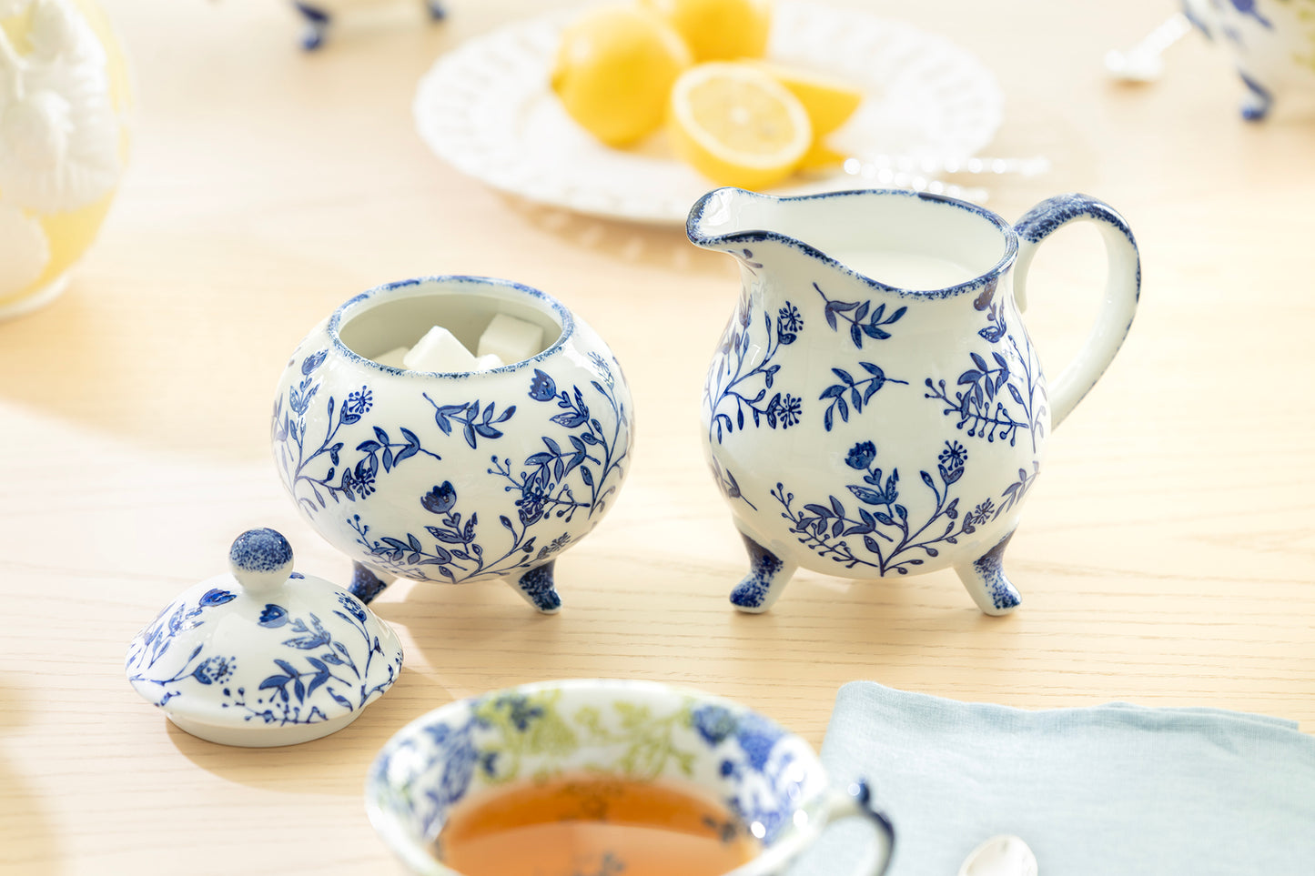 Blue Botanical Three-Foot Fine Porcelain Sugar & Creamer Set