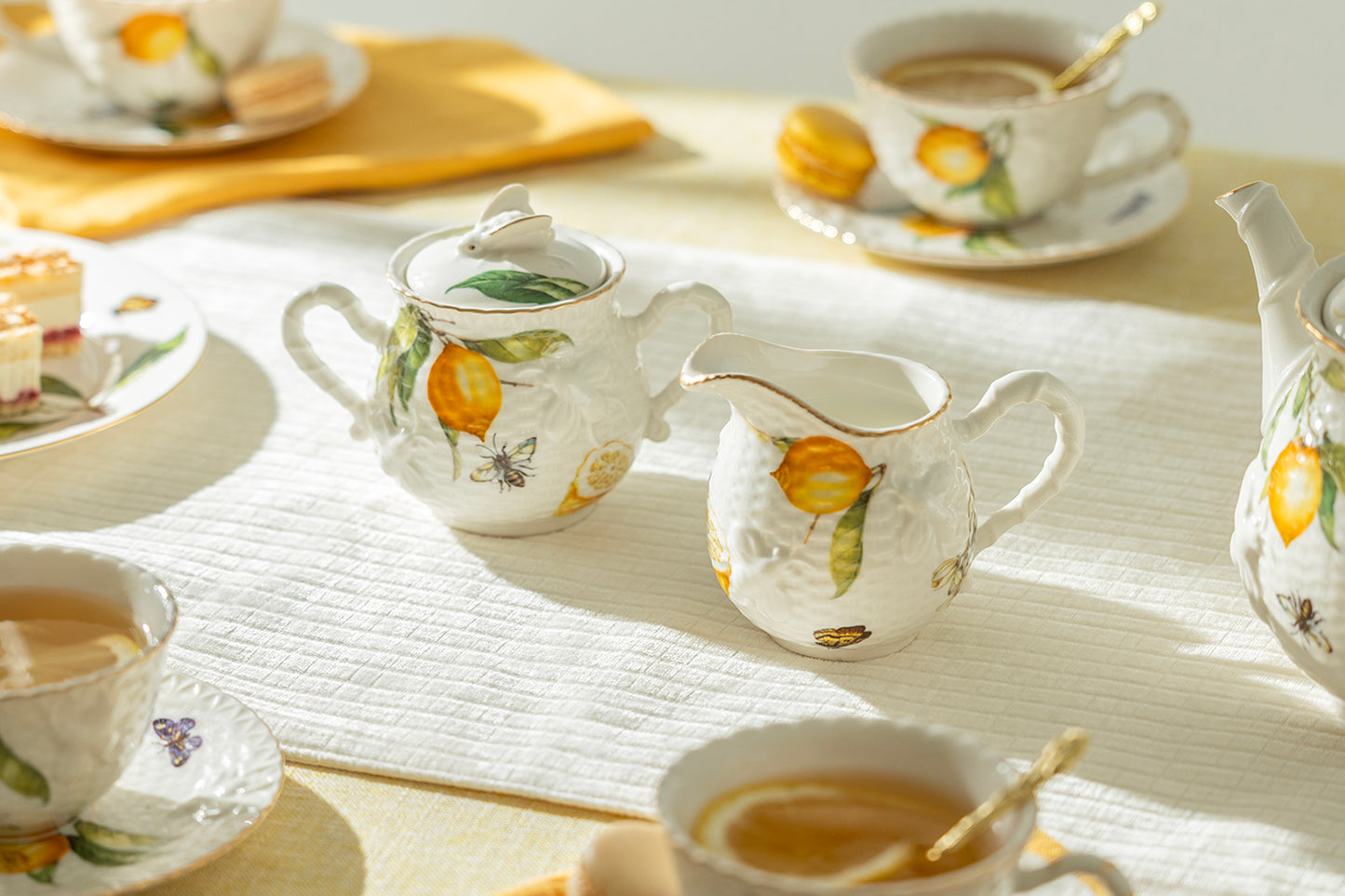 Lemon Bee Fine Porcelain Sugar & Creamer Set