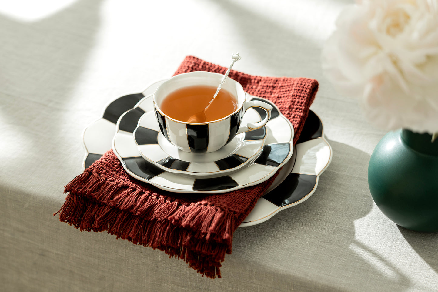 Black and White Scallop Fine Porcelain Tea Cup and Saucer