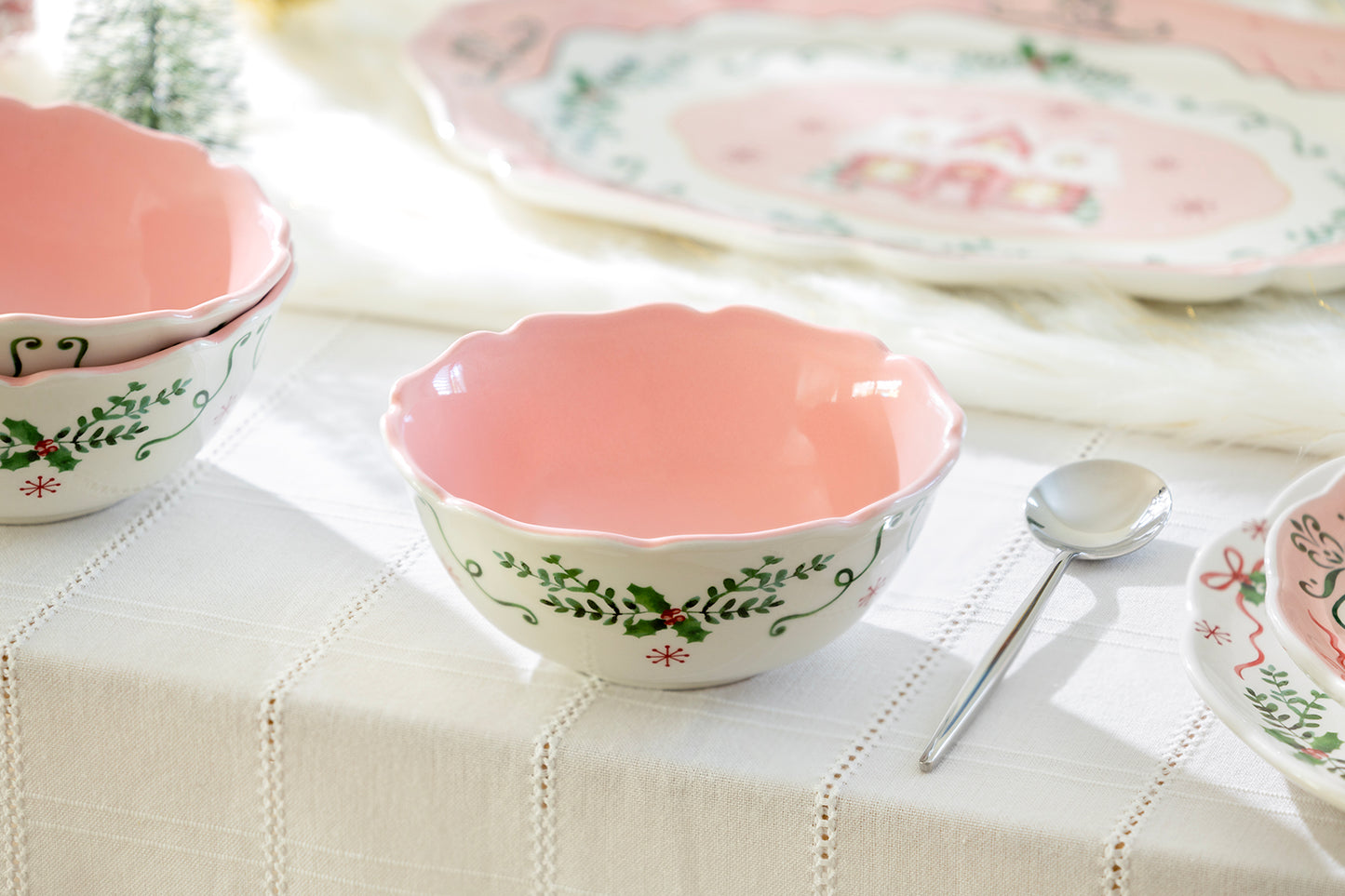 Christmas Holly Pink Bowl