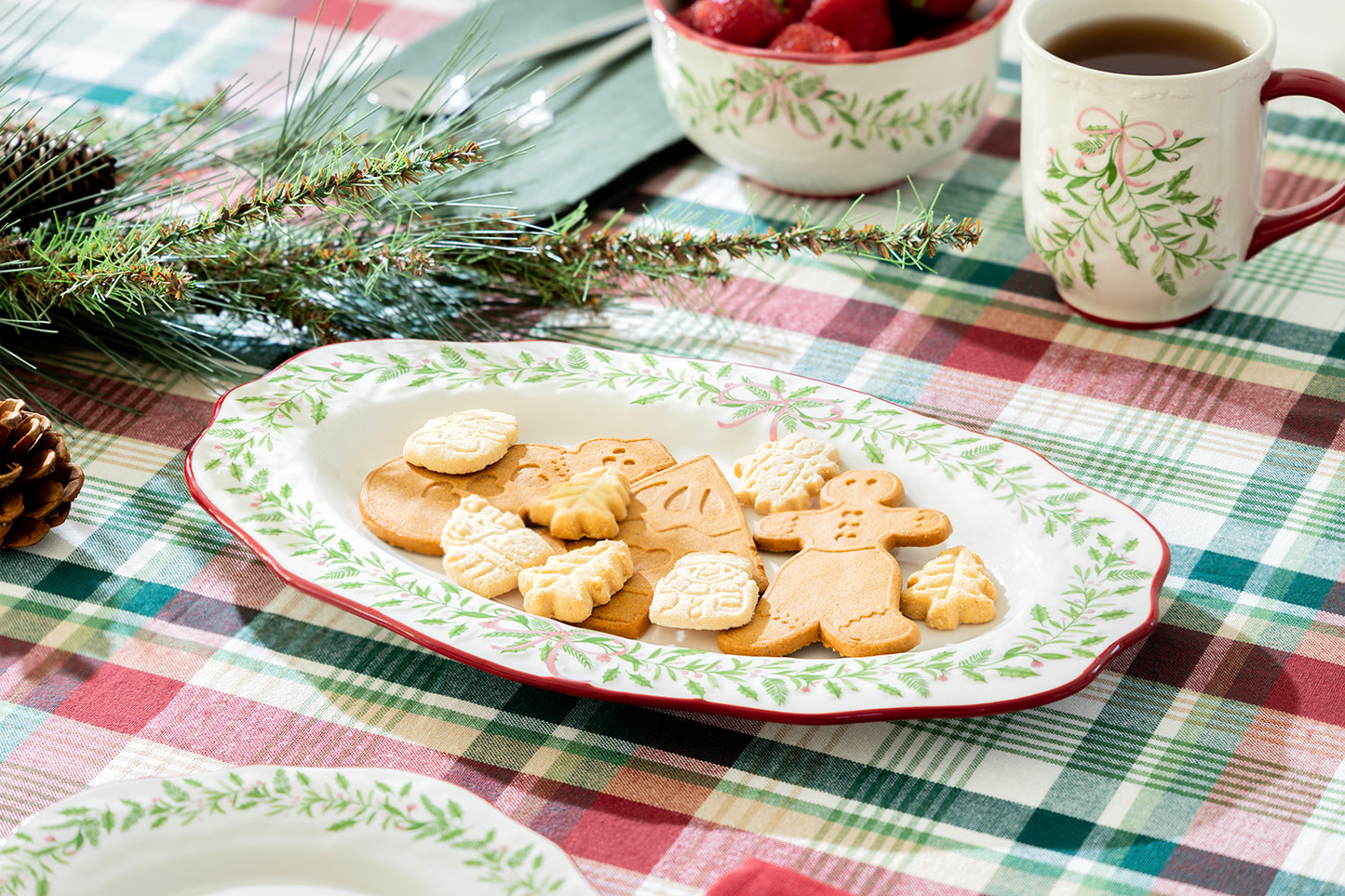 Holly Garland Serving Platter