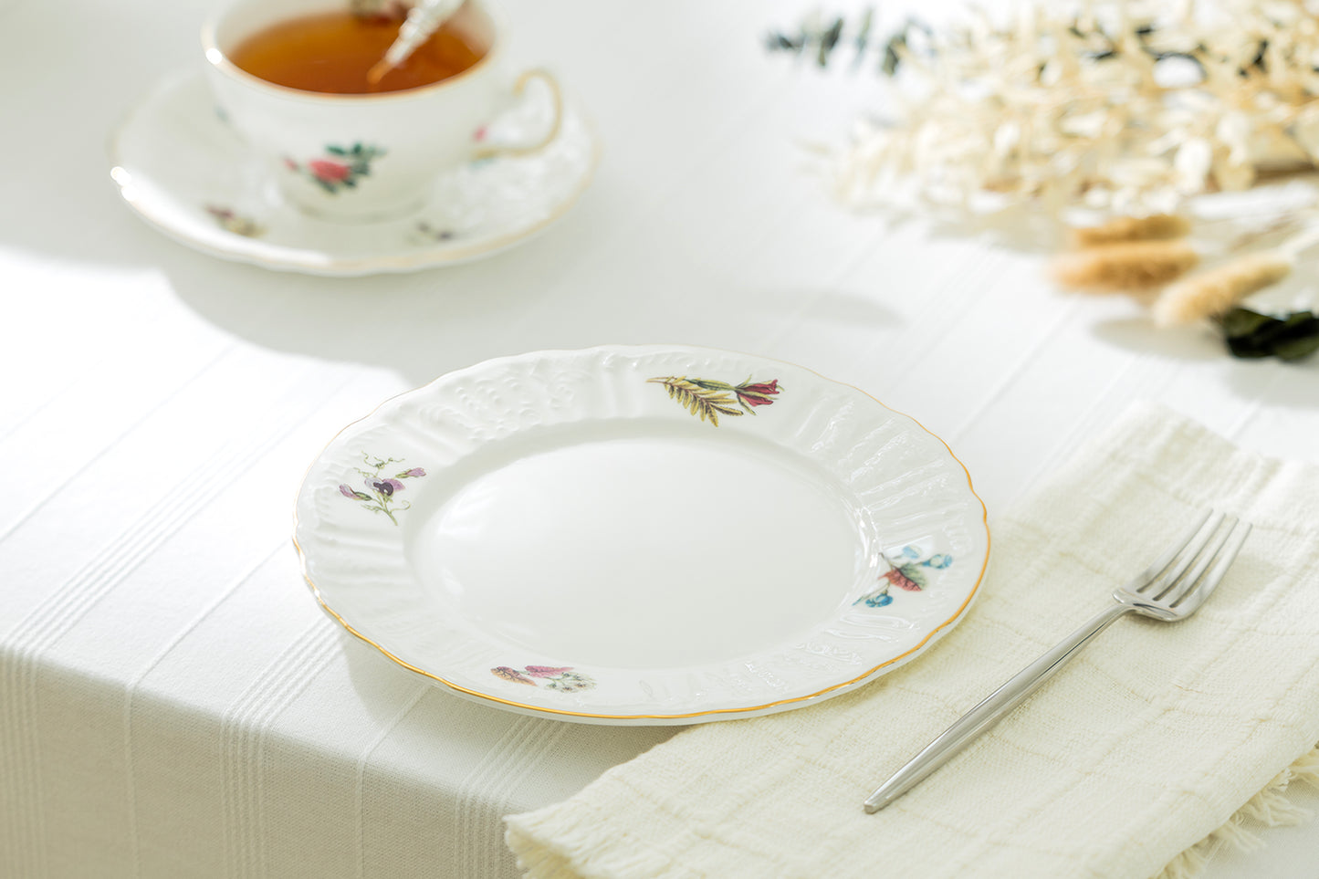 Anna Garden Bone China Dessert Plate