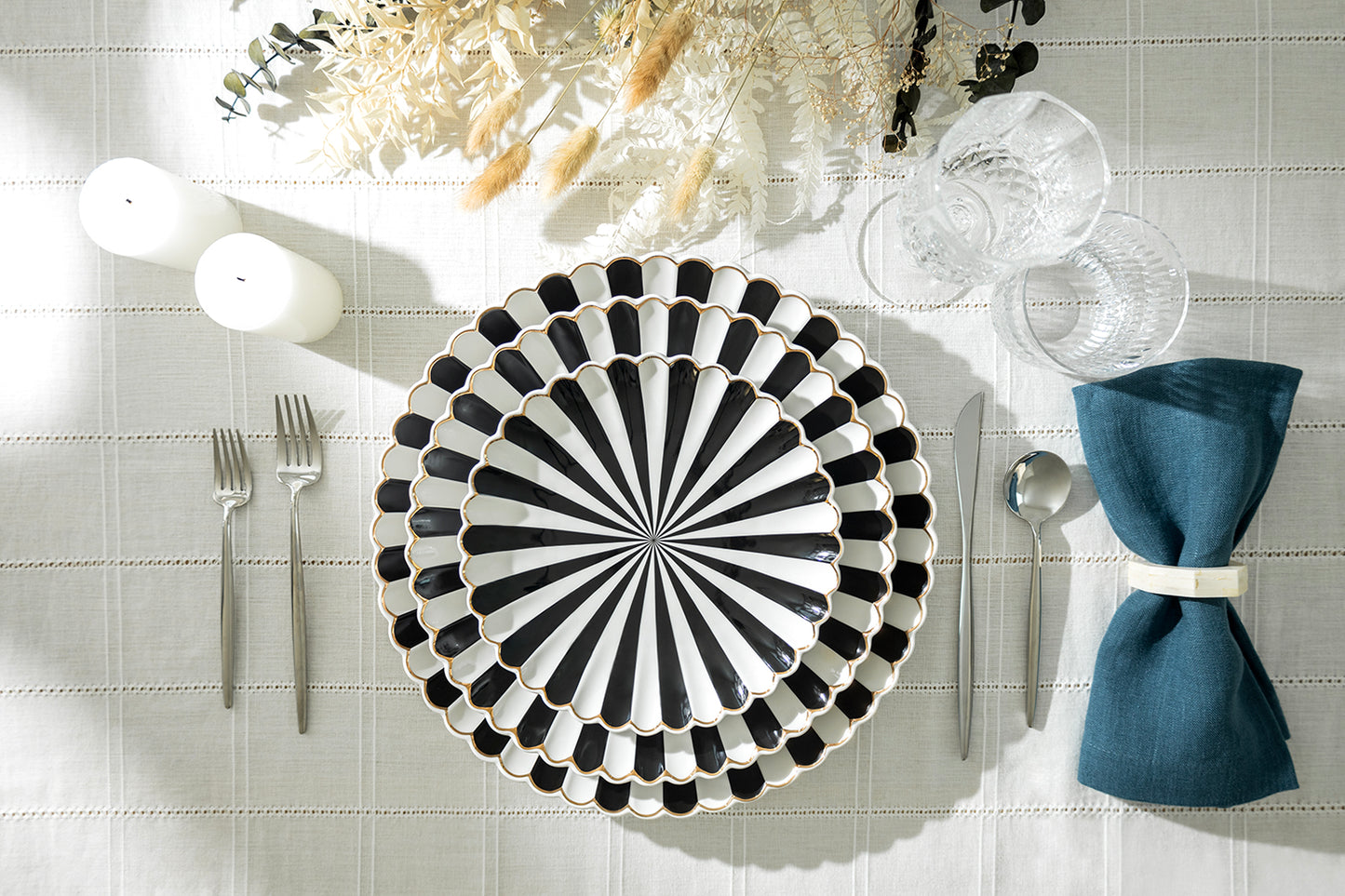 Black and White Stripe Scallop Fine Porcelain 12.5" Charger Plate