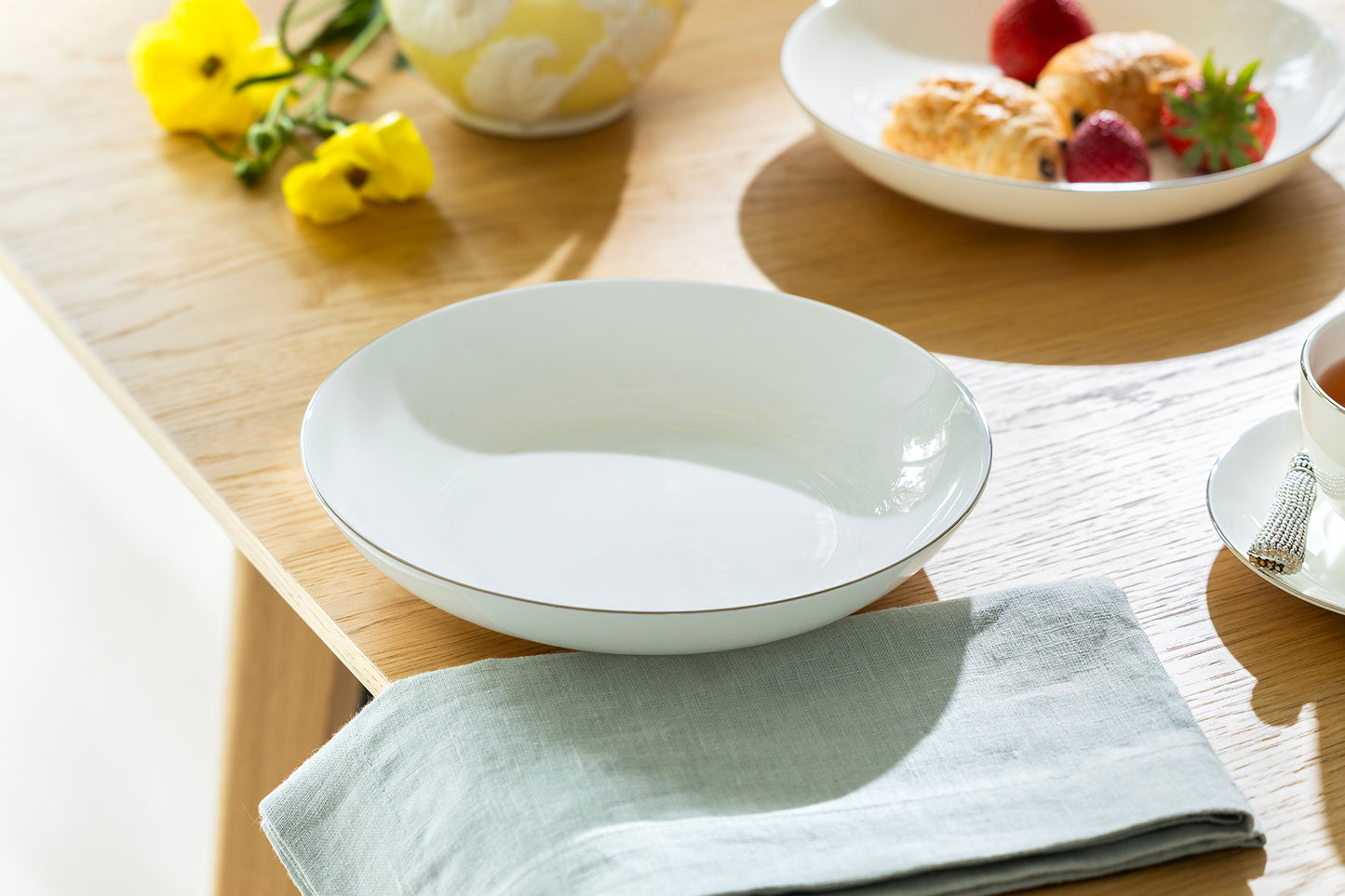 Silver Rim Blanc Bone China Dinner Bowl