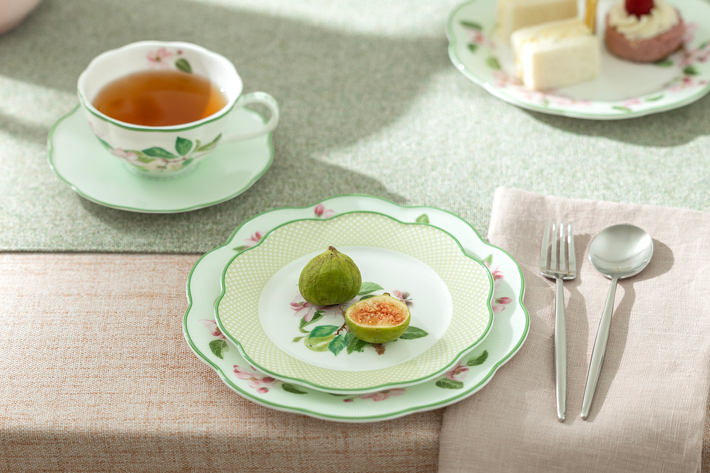 Apple Blossom Green Lattice Bone China Appetizer Plate