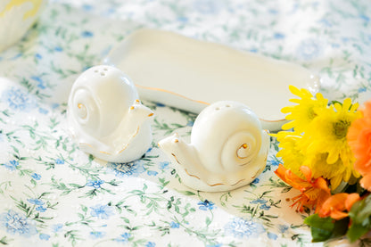 White Gold Snails Ceramic Salt and Pepper Shaker Set