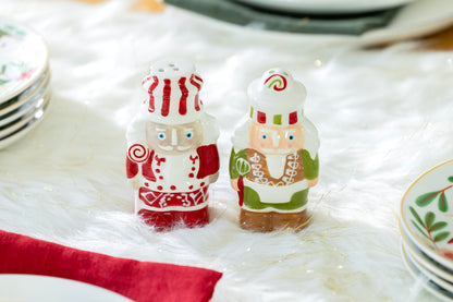 Gift Boxed Holiday Royal Nutcrackers Figurine Salt and Pepper Shaker Set
