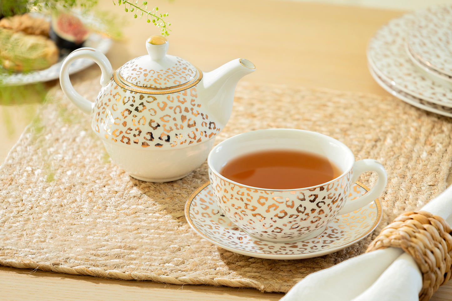 Golden Leopard Fine Porcelain Tea For One Set