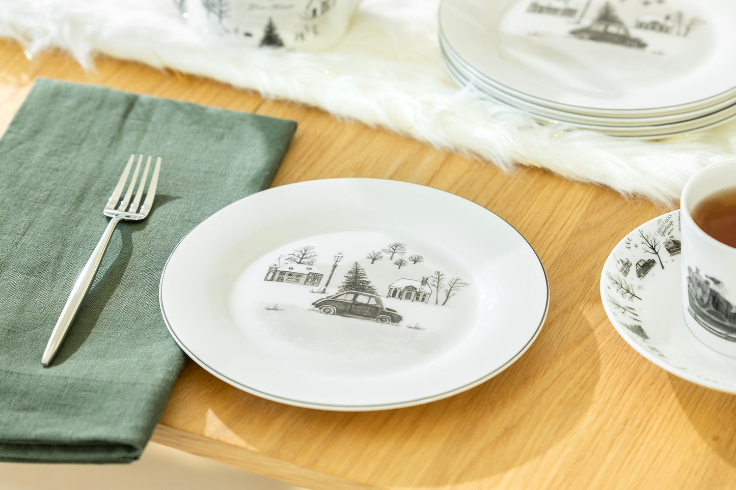 Winter Wonderland Christmas Tree Car Bone China Dessert Plate