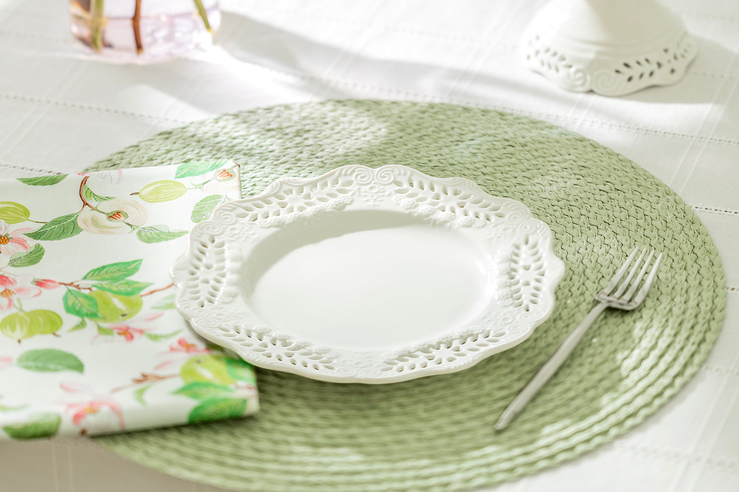 White Victorian Fine Porcelain Dessert Plate