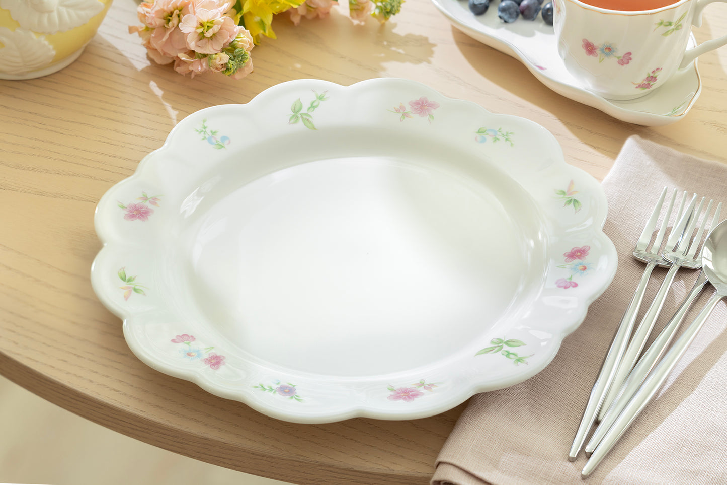 Petite Wildflowers Fine Porcelain Dinner Plate